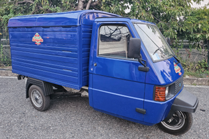 Ape TM 703 negozio ambulante