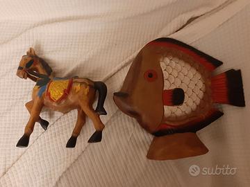 Animali in  legno massello