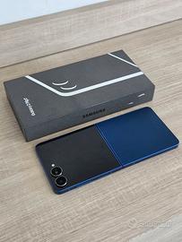 SAMSUNG Z FLIP 5G ITALIA 256GB PARI AL NUOVO 