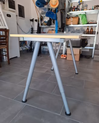 Scrivania ikea