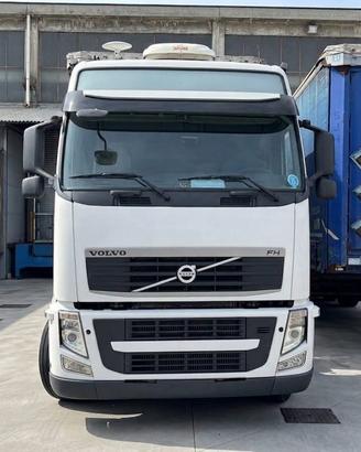 VOLVO FH 13/500 Globetrotter 2012