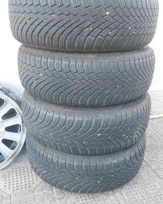 Pneumatici Invernali 195/60R15