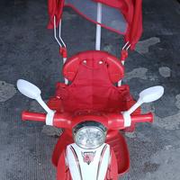 Triciclo a spinta (Vespa)