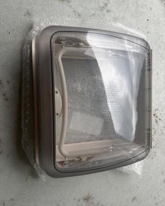 Oblo’ Dometic camper roulotte 40x40