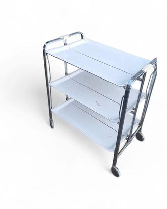 Carrello da cucina a tre ripiani, pratico e facile