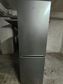 Frigorifero Beko inox combinato come nuovo.