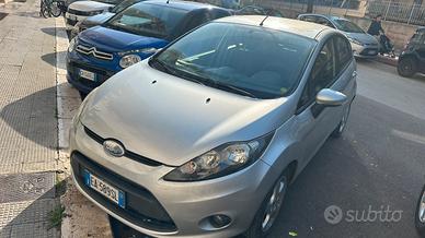Ford fiesta 14 gpl economica
