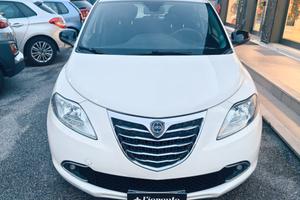 LANCIA Ypsilon 1.2 69 CV 5 porte Gold