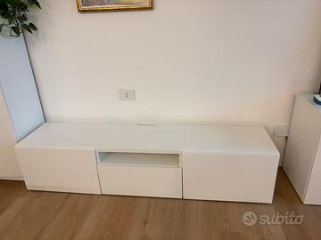 Mobile TV Ikea Besta - parete attrezzata