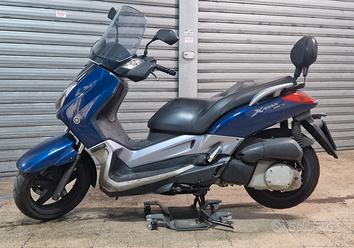 Yamaha X-Max 250 usata in vendita in Lazio