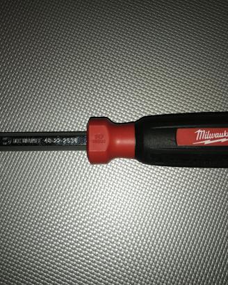 Cacciavite Milwaukee esagonale a bussola da 10 mm