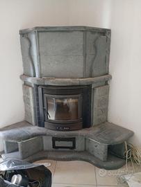 Intero camino in pietra ollare