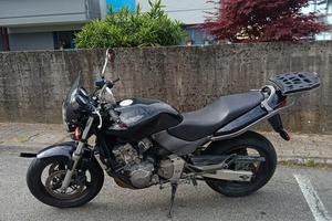 Honda hornet 600