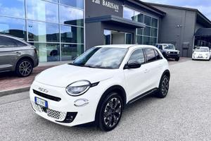 FIAT 600 1.2 Hybrid 110cv La Prima