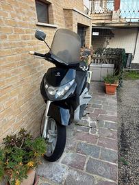 Piaggio Beverly 250
