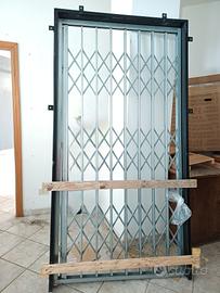 Cancelletto in metallo a soffietto 