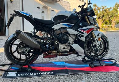 Bmw s1000r 2025