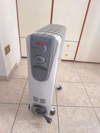 Stufa elettrica DeLonghi a radiatori