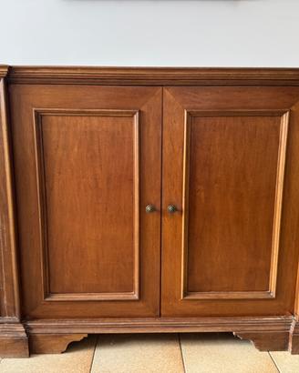 Credenza classica