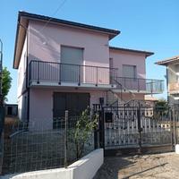 Casa singola con giardino