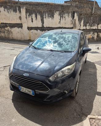 Ford Fiesta 1.4 benzina gpl 2014