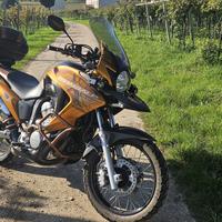 Honda Transalp XL700V, Unica