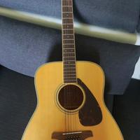Chitarra acustica Yamaha 12 corde