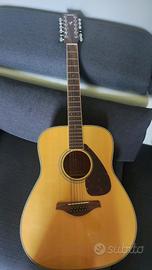 Chitarra acustica Yamaha 12 corde