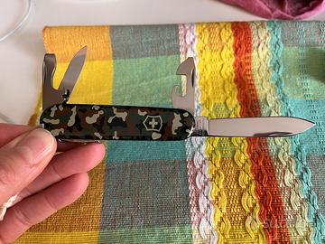 Coltellino svizzero Spartan camouflag