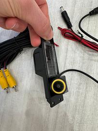 KIT Retrocamera AHD incorporata nella luce targa