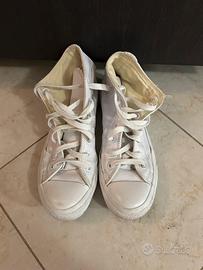 Converse taglia 37,5