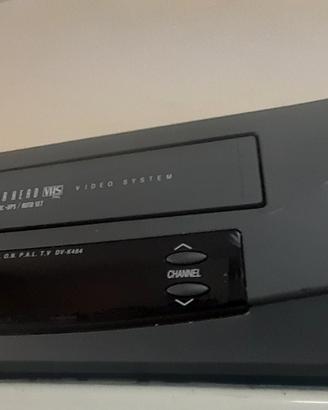 VIDEOREGISTRATORE LETTORE VHS DAEWOO FOUR HEAD+TEL