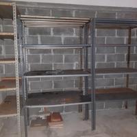 Magazzino/box, oggetti e accessori vari