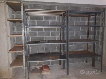 Magazzino/box, oggetti e accessori vari