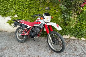 Yamaha XT 350