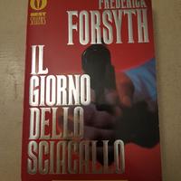 Libro " Il giorno dello sciacallo" di Forsyth