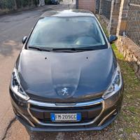 Peugeot 208 1.2 PureTech Allure – SOLO 25.000km