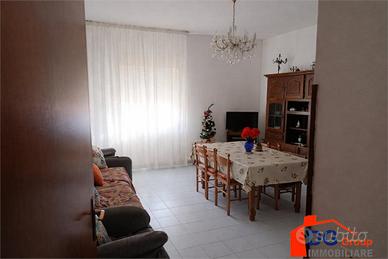 Appartamento interessante con ascensore