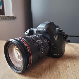 Canon Eos5d Mark III con obiettivo, flash, zaino