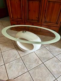 Tavolo elegante da sala