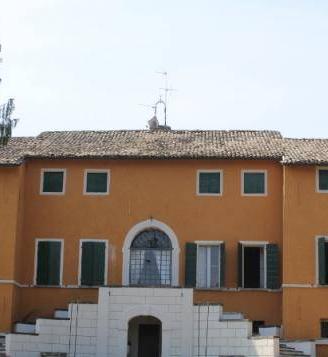 Immobile in asta di 380 m² con più di 5 locali a F