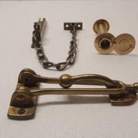 Kit sicurezza per porte