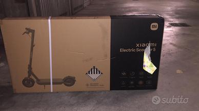 Xiaomi Electric Scooter 5 – NUOVO e MAI USATO