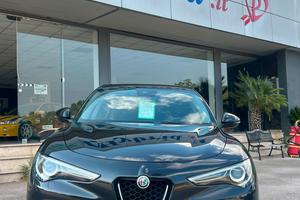 Alfa Romeo Stelvio 2.2 Turbodiesel 190 CV AT8 Q4 B