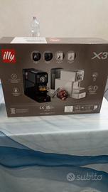 macchina caffè illy 