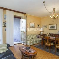 AMPIO 3 LOCALI DA RISTRUTTURARE
