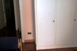 Piacenza - Stanza arredata con bagno privato