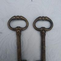 2 Chiavi nuove stile antico per mobili