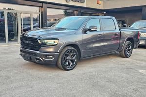 RAM 1500 5.7 V8 Crew Cab Limited Black Night