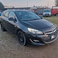 Opel Astra 1.7 CDTI 110CV Sports Tourer Cosmo